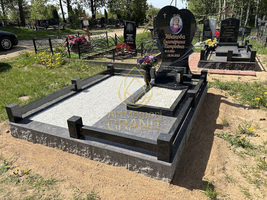 Благоустройство могил на кладбище в Минске - artmemorigranit