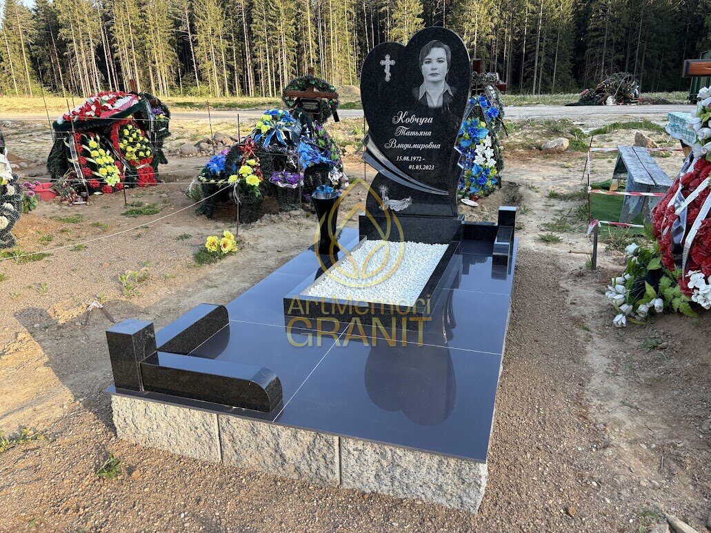 Благоустройство могил и мест захоронений на кладбище в Минске - artmemorigranit